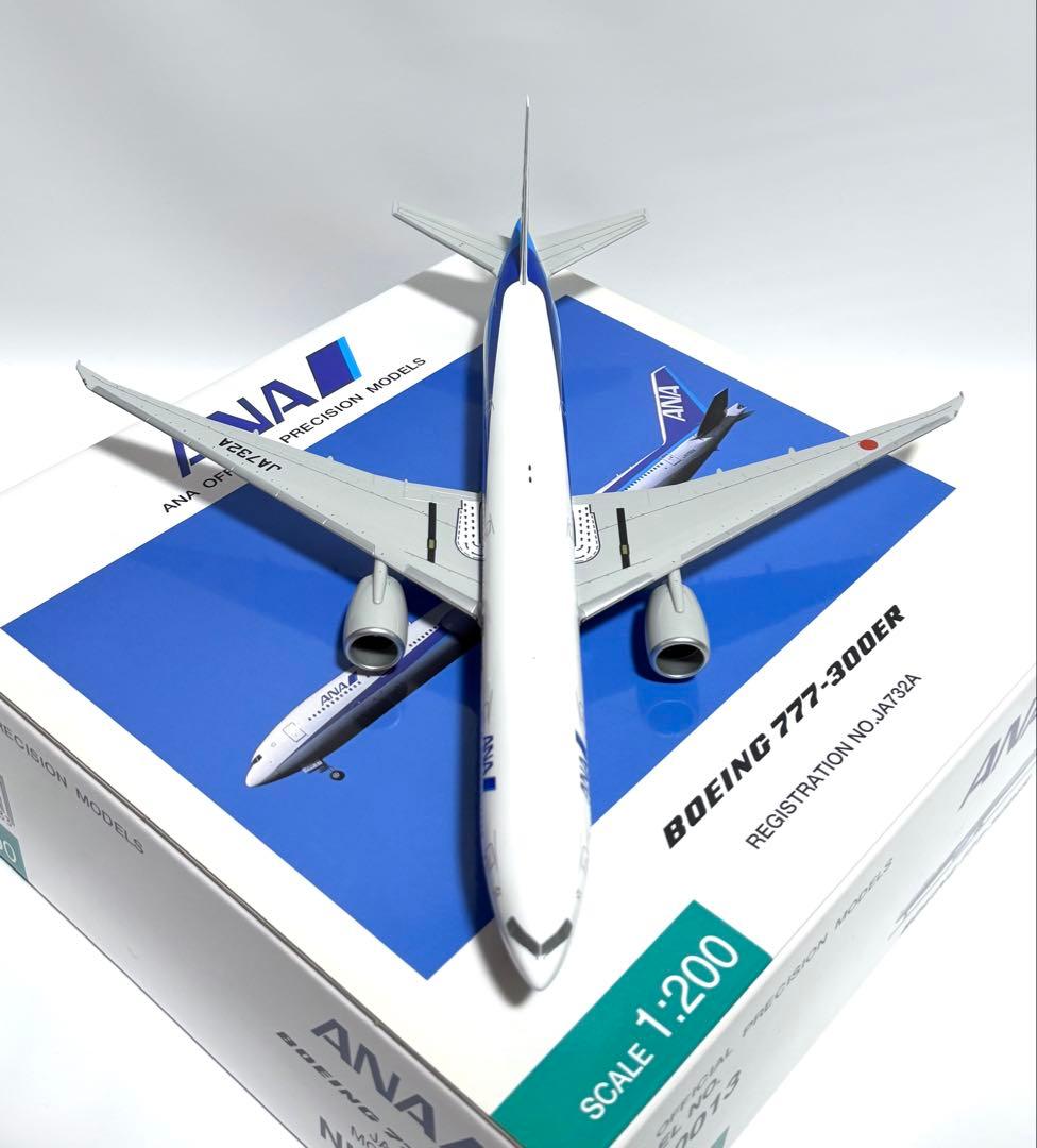 全日空商事 1/200 B777-300ER ANA NH20013