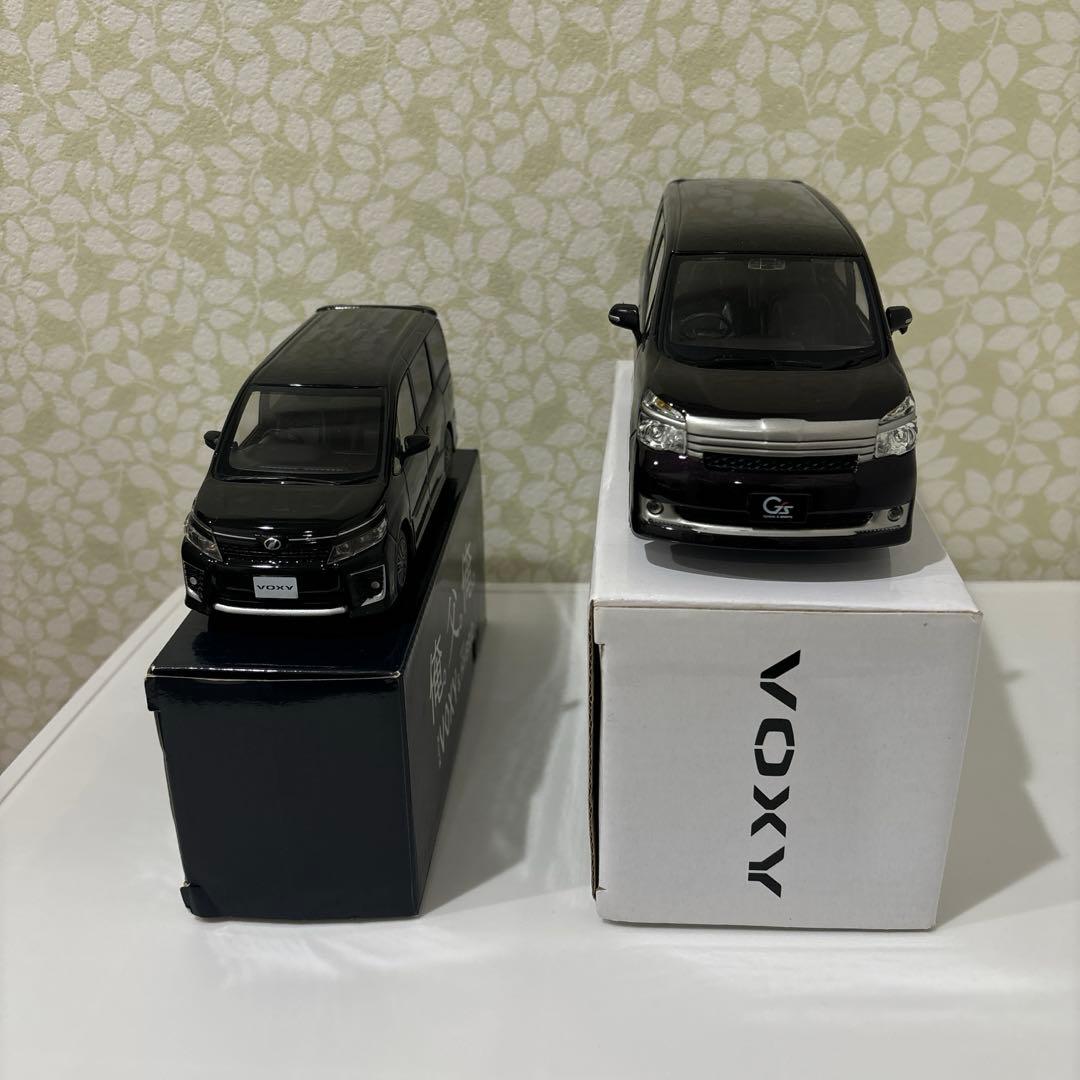 ごんちゃん様 専用 】ヴォクシー ミニカー TOYOTA トヨタ ブラック 黒