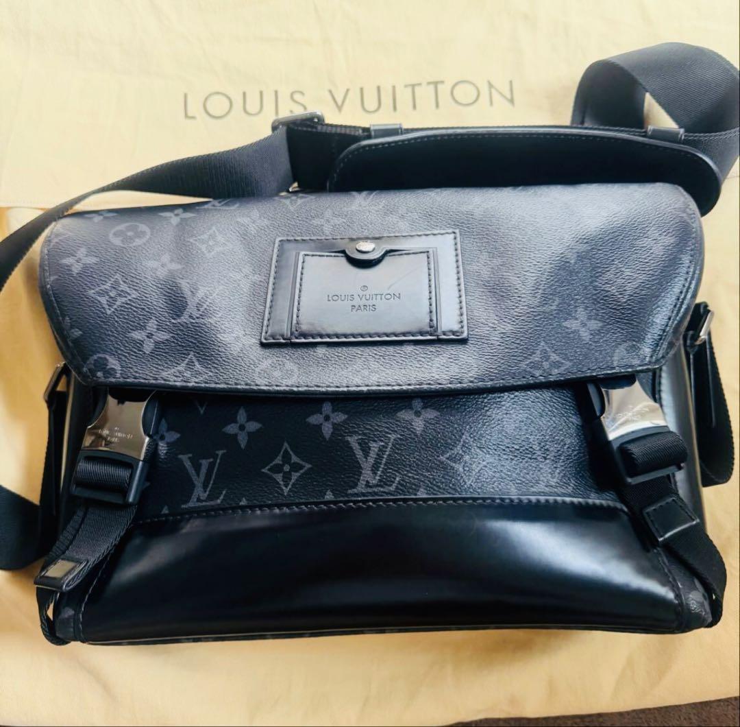 美品⭐︎ルイヴィトン モノグラムエクリプス メッセンジャーヴォワヤージュPM LOUIS VUITTON（ルイ・ヴィトン） 未使用 モノグラムエクリプス