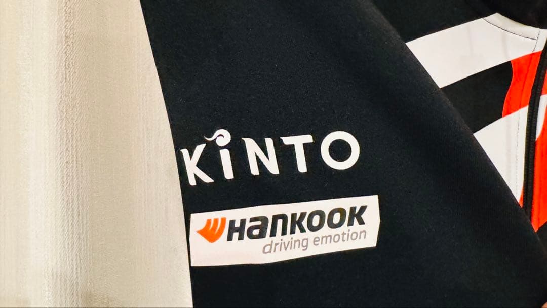 WRCチームパーカー 2025 メンズXLサイズ