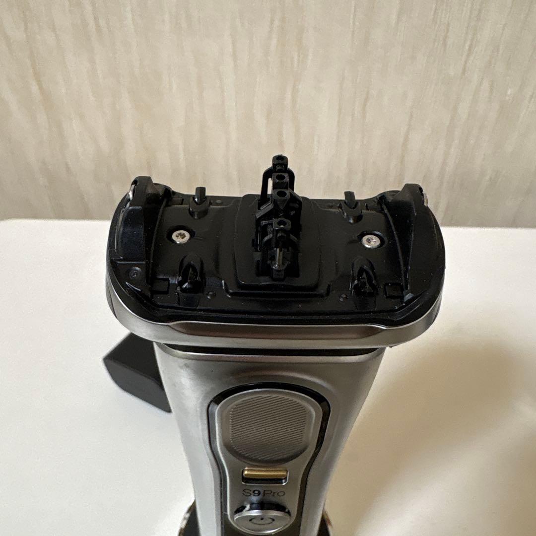 ジャンク・美顔ヘッド未使用】ブラウン シリーズ9Pro （スイッチ破損あり）