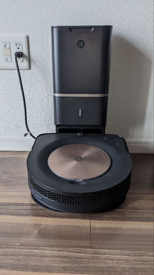 極美品】iRobot ルンバ s9+ ロボット掃除機 自動ゴミ収集機付 - メルカリ