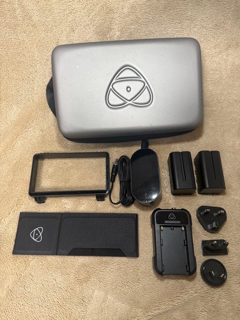 Atomos Ninja V + アクセサリーキット　セット Amazon.com : Atomos 5