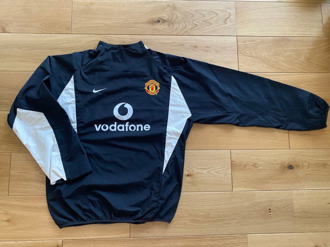レア Nike マンチェスターユナイテッド ボーダフォン ウィンド