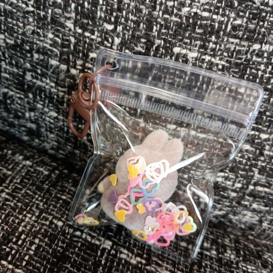 新品]ラブブ シャカシャカキーホルダー - メルカリ