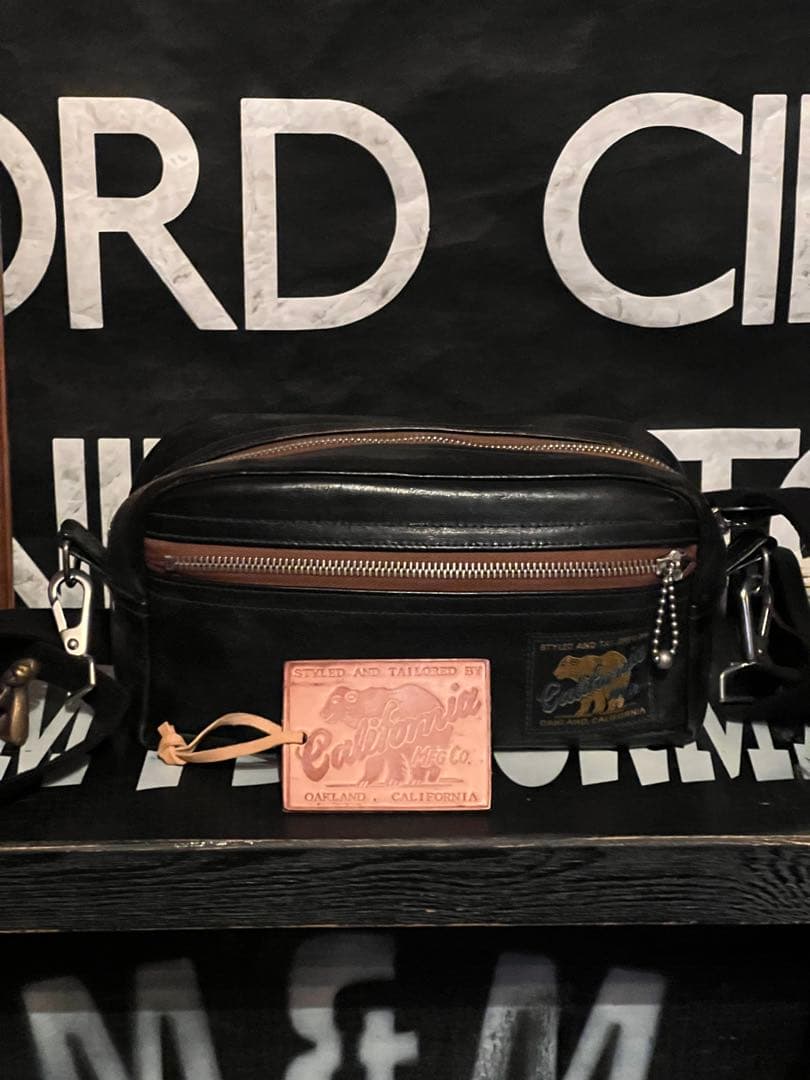 レインボーカントリー　ホースハイドレザーショルダーポーチ　ウエストバッグ RAINBOW COUNTRY】レインボーカントリー商品一覧