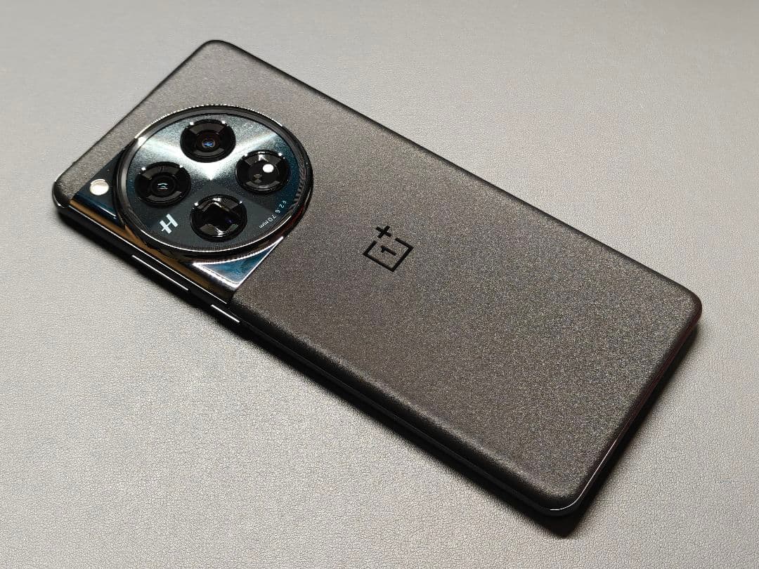 【美品/グローバル版】OnePlus12 ブラック OnePlus 12 グローバル版のスペック・対応バンドまとめ！Snapdragon 8