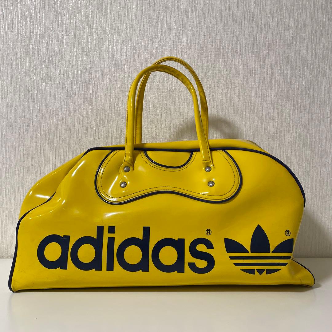 アディダス ヴィンテージ エナメルボストンバッグ - メルカリ