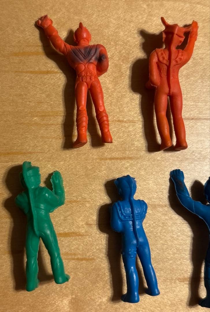 ウルトラマン消しゴム 11体セットポピー 【当時物】 - メルカリ