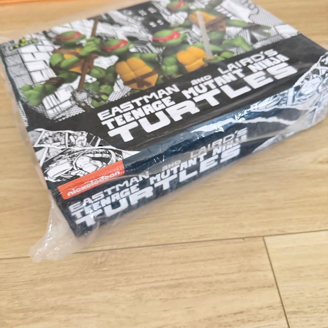 Mezco toys 5ポイント プラス　TMNT タートルズ フィギュア