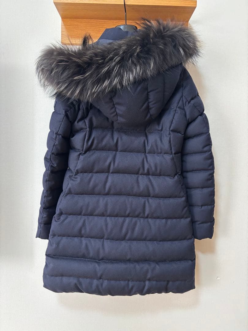 《おはぎ》TATRAS ネイビー ダウンジャケット フード付き