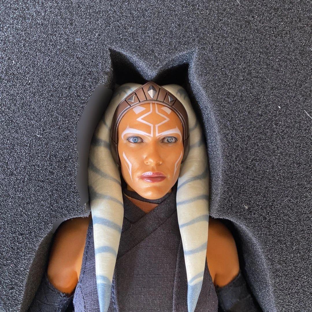 ホットトイズ　マンダロリアン　アソーカ　フィギュア