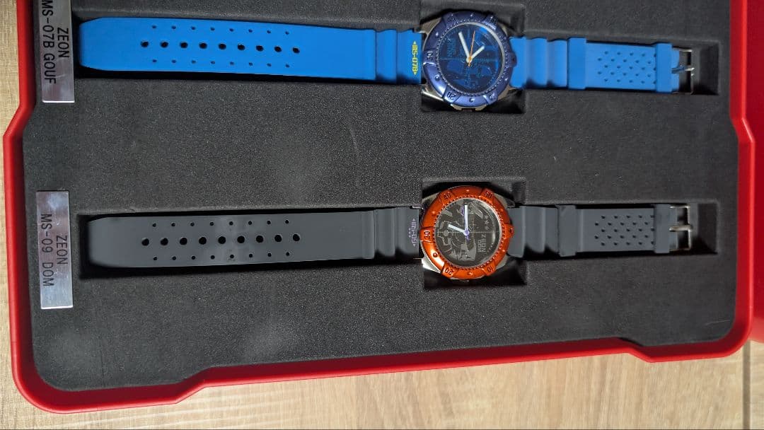 ジャンク品　ガンダム　MS キャラクターウォッチ　RED 181/500