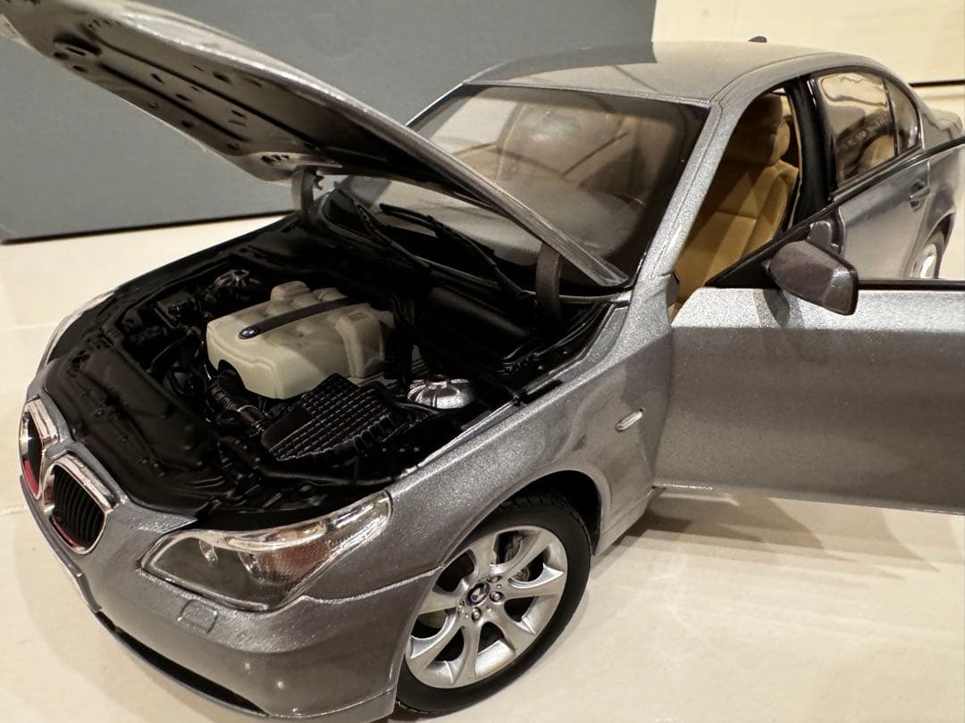 BMW 5er E60 ミニカー 京商 Kyosho ディーラー別注 18 - メルカリ