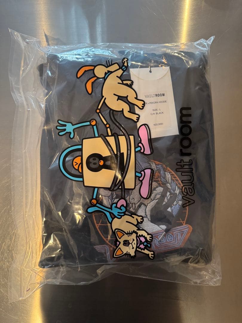 vaultroom × 兎田ぺこら パーカー（Black）Lサイズ - メルカリ