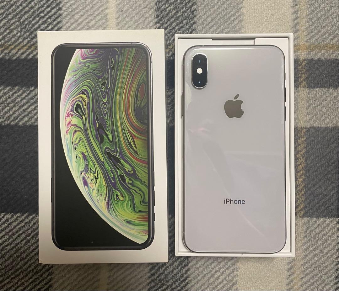 Apple:iPhone Xs 256GB シルバ- SIMフリ- 73% Amazon.com: Apple iPhone XS, US Version, 256GB, Silver - Unlocked