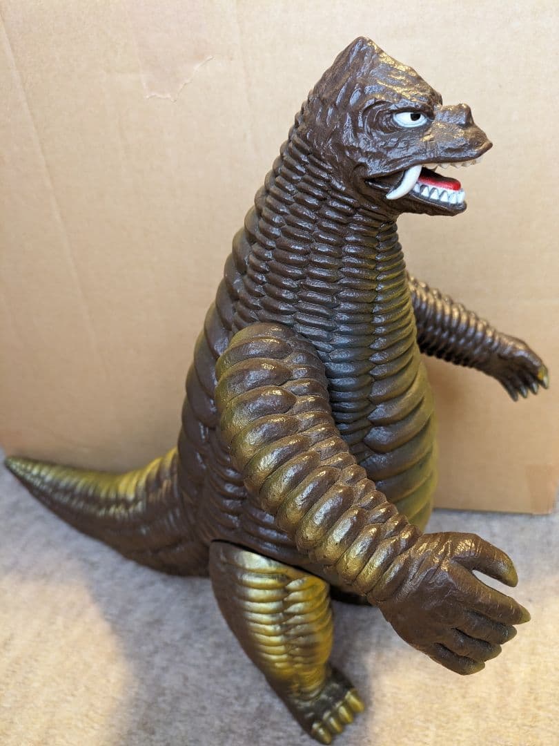 レッドキング DXウルトラ怪獣シリーズ 特大ソフビ 1984年 - メルカリ