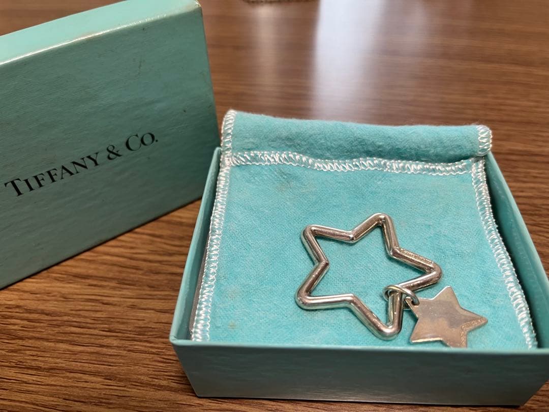 Tiffany & Co. 星型キーホルダー Authentic Tiffany & Co Silver Star Keychain Key Ring Chain Pouch