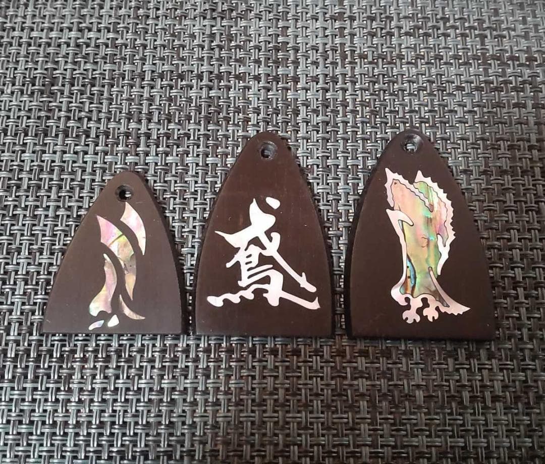 PRS ローズウッド製 フレームドイーグル トラスロッドカバー USIRNSS