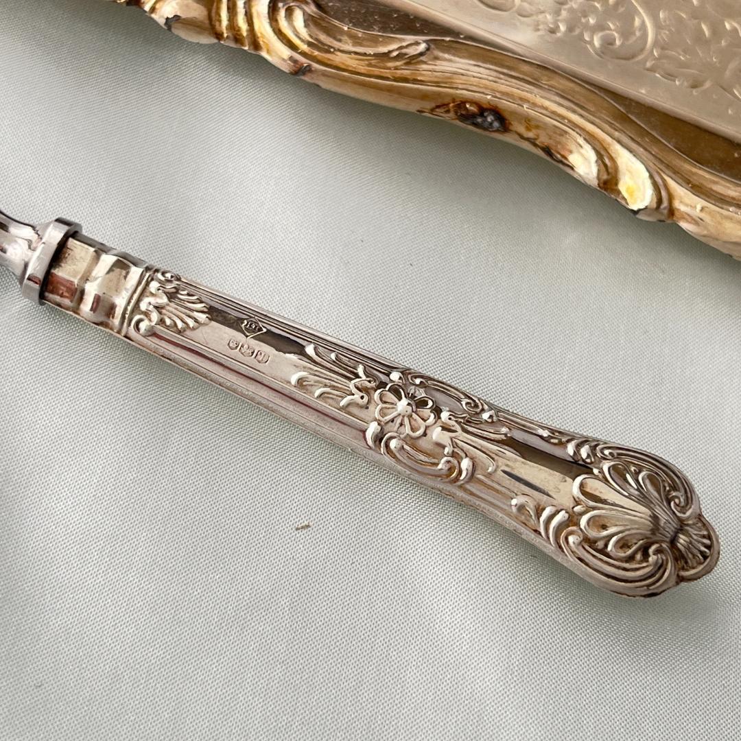 Harrison Brothers】 【純銀ハンドル】プレザーブスプーン - メルカリ