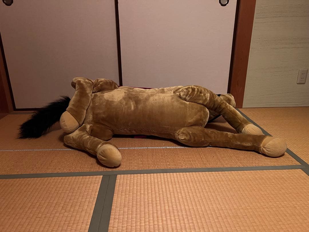 廃盤】 トイザらス Animal Alley 馬 ジャンボ ぬいぐるみ - メルカリ