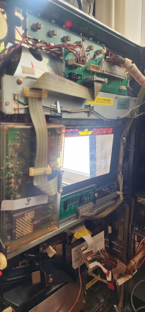 アントニオ猪木自身がパチスロ機 不要機付き