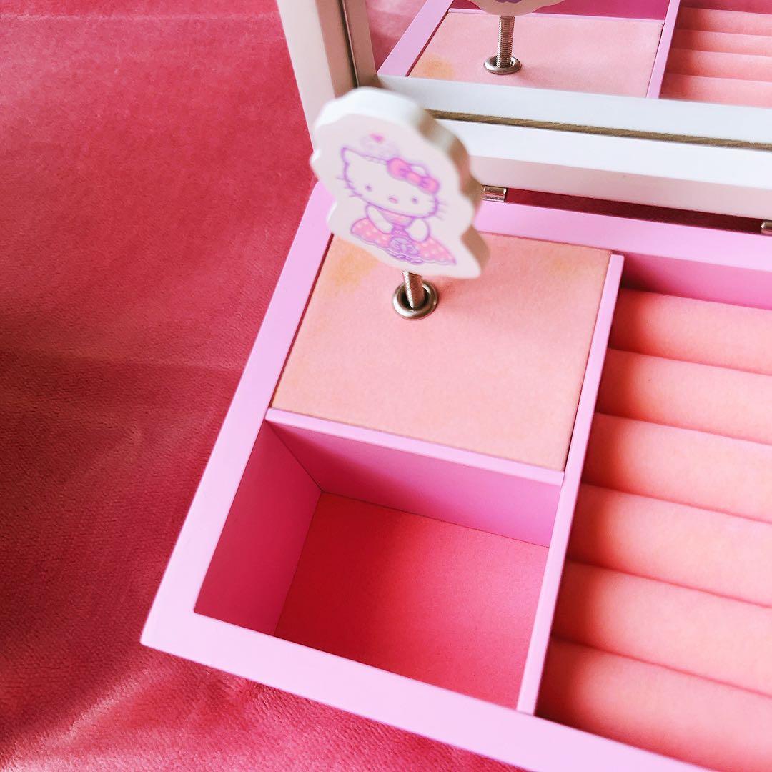 希少レア　ハローキティ　オルゴール付き　ジュエリーケース　2005 USA