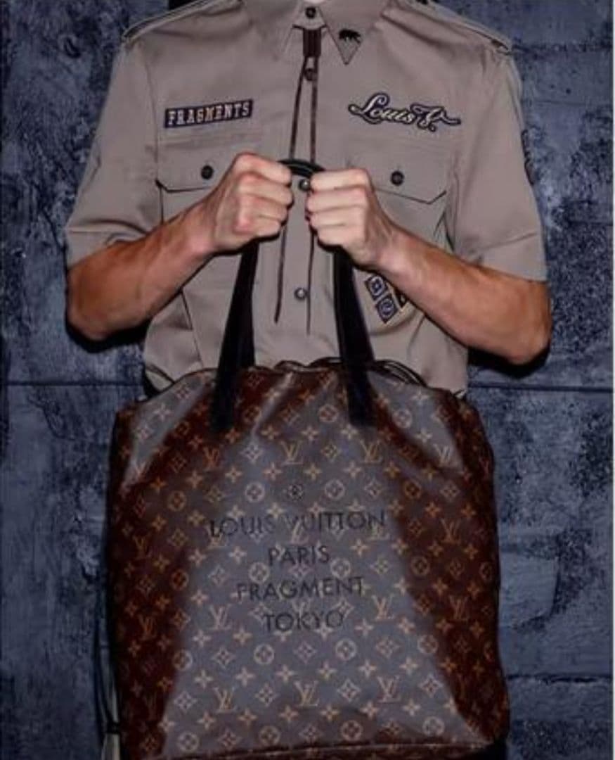 ルイヴィトン×フラグメント フラグメント ワッペン ミリタリーシャツ