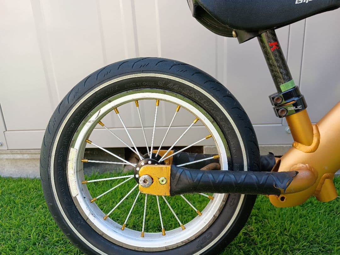 早い者勝ち　値下げ　ストライダープロ ゴールド＆メッキ2台セット　愛知　引取限定