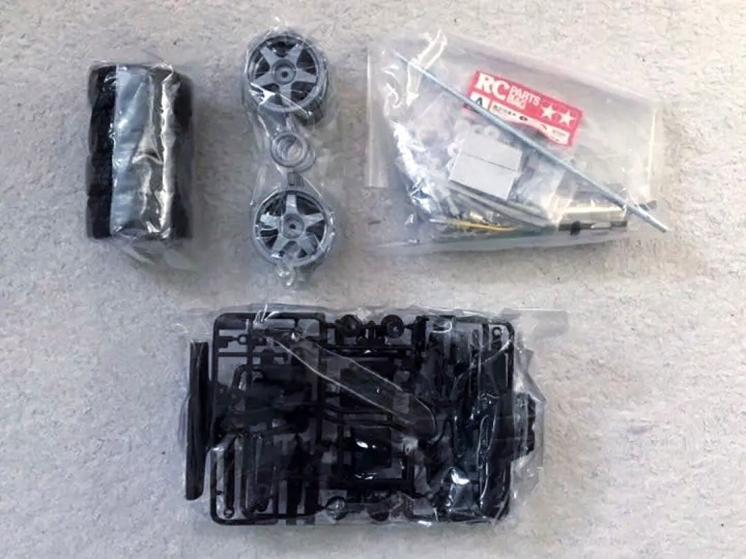 絶版 タミヤ RC 1/10 フォード SVT F-150 ライトニング - メルカリ