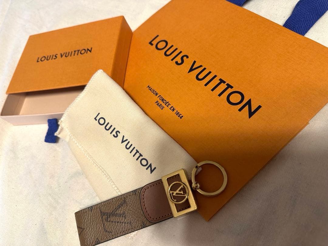 ルイヴィトン ポルトクレ ドラゴンヌ ドーフィーヌ キーホルダー 楽天市場】ルイヴィトン LOUIS VUITTON キーホルダー キーリング