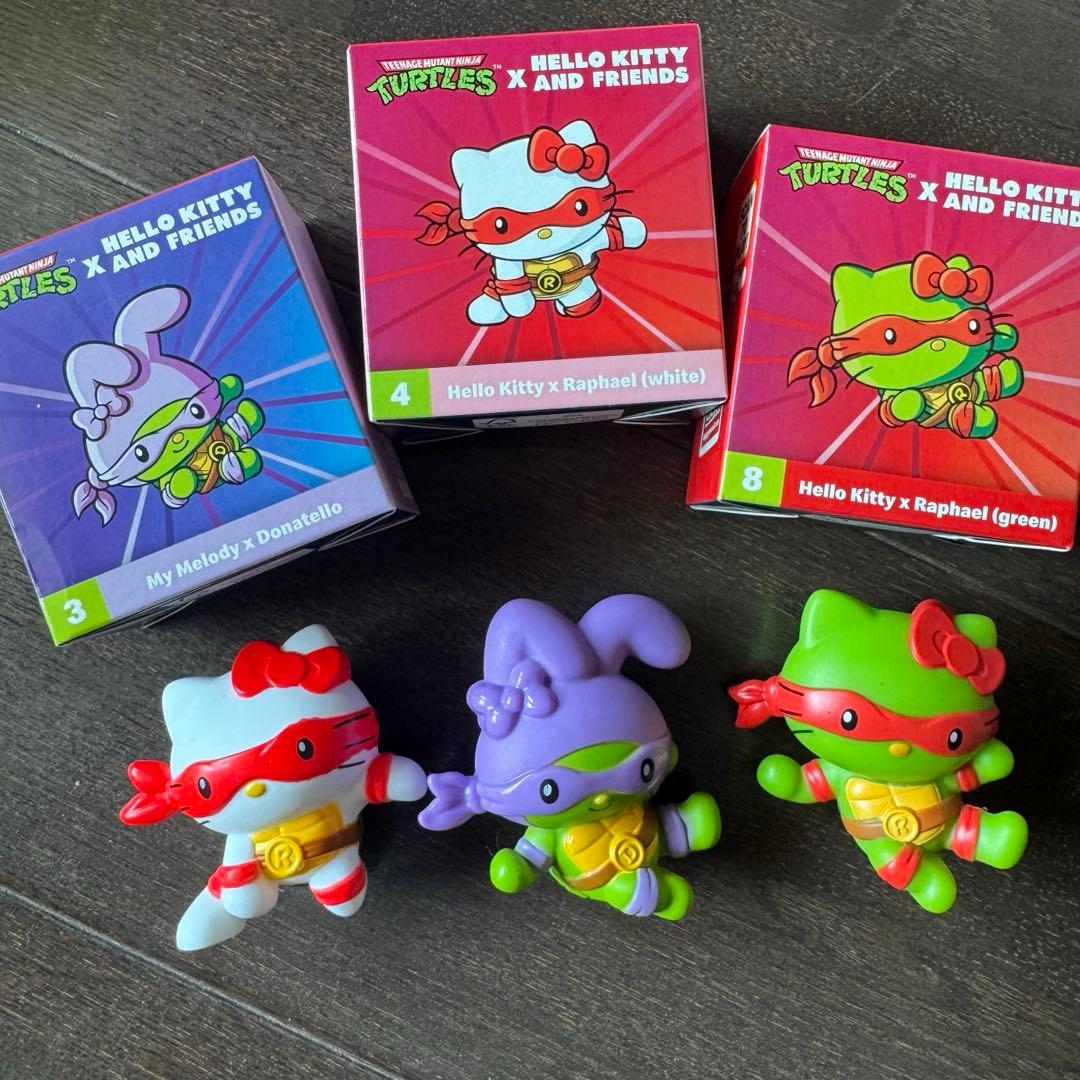 アメリカ発売 新品 ハッピーセット サンリオ×タートルズ 3点セット