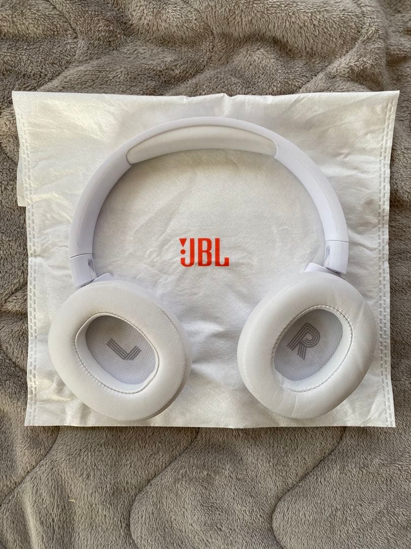 JBL TUNE 770NC ワイヤレス／有線 ノイキャンヘッドホン 箱付属品付