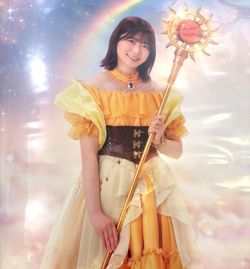 ひな図書 丹生明里 太陽の女神 ポスター 日向坂46 リアプレ - メルカリ