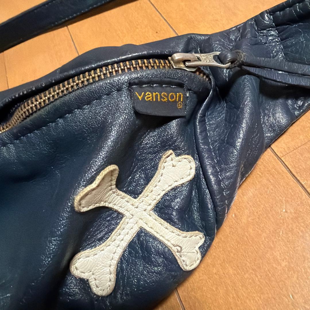vanson ×バックドロップ 別注ネイビーレザー ボディバッグ - メルカリ