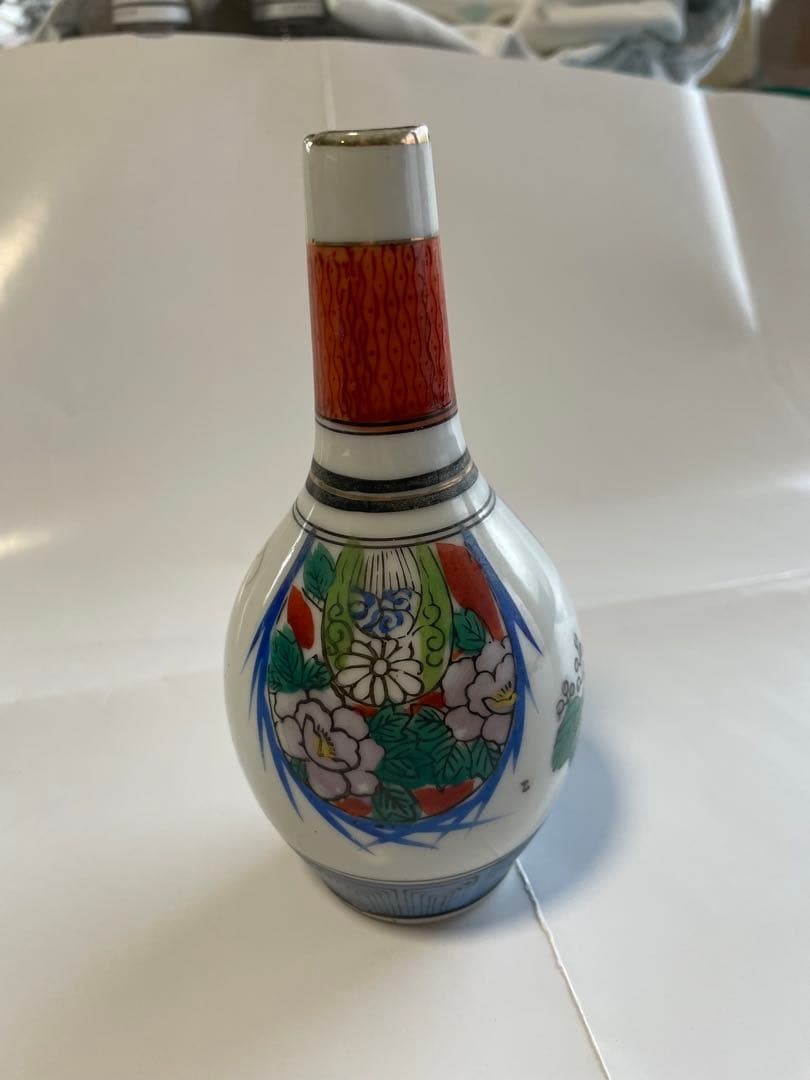 希少】江戸時代 古伊万里 色絵 徳利 御神酒 五七の桐 - メルカリ