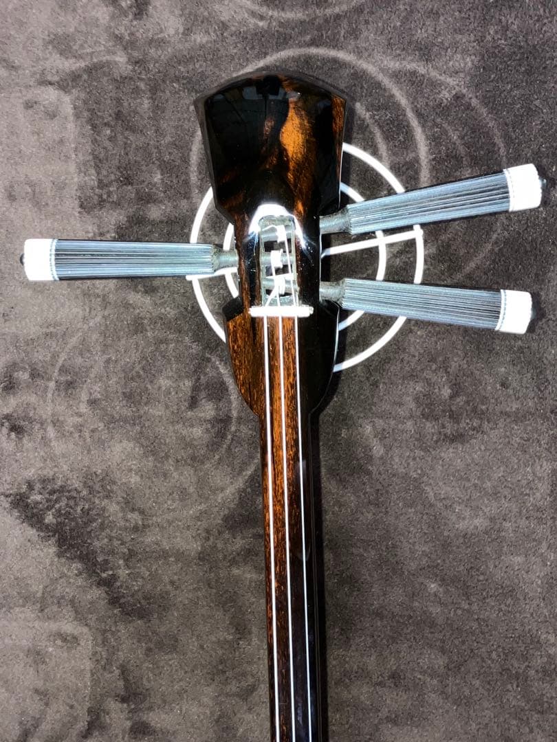 沖縄三線最高峰八重山黒木与那城型ウズラ➖トラ模様本皮一枚張りスンチ