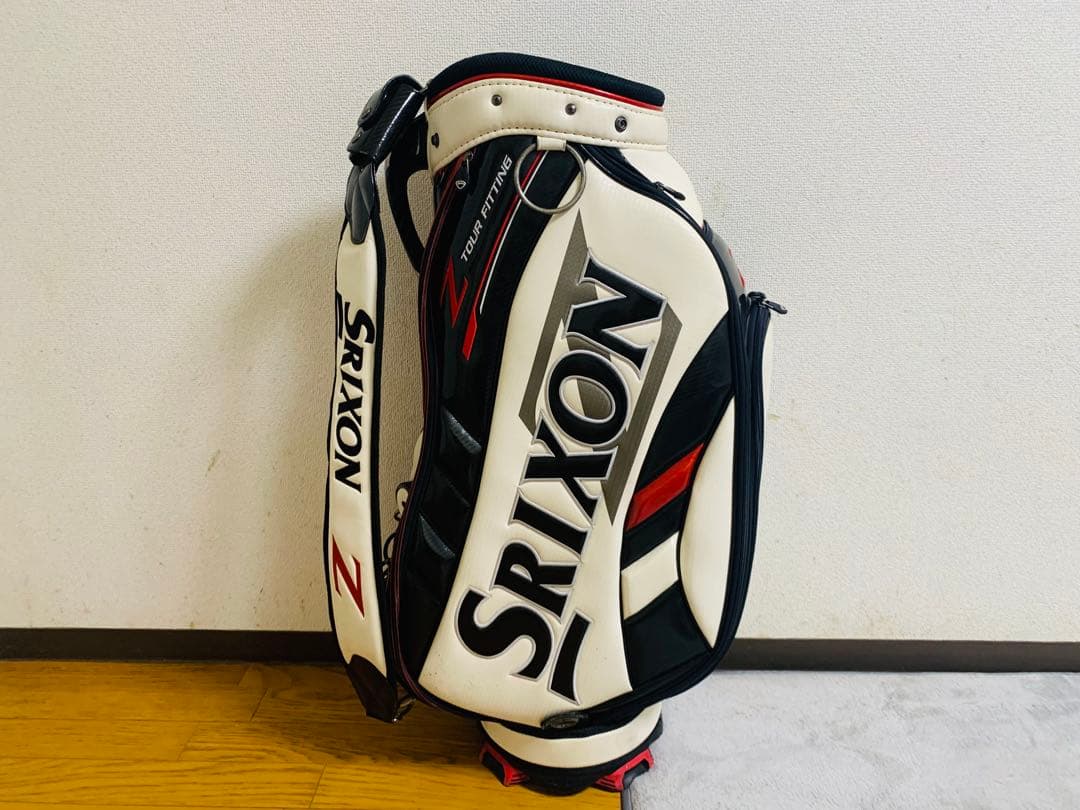 Srixon Z キャディバッグ 白黒赤 ダンロップ契約選手が使用する「スリクソン」キャディバッグを数量限定
