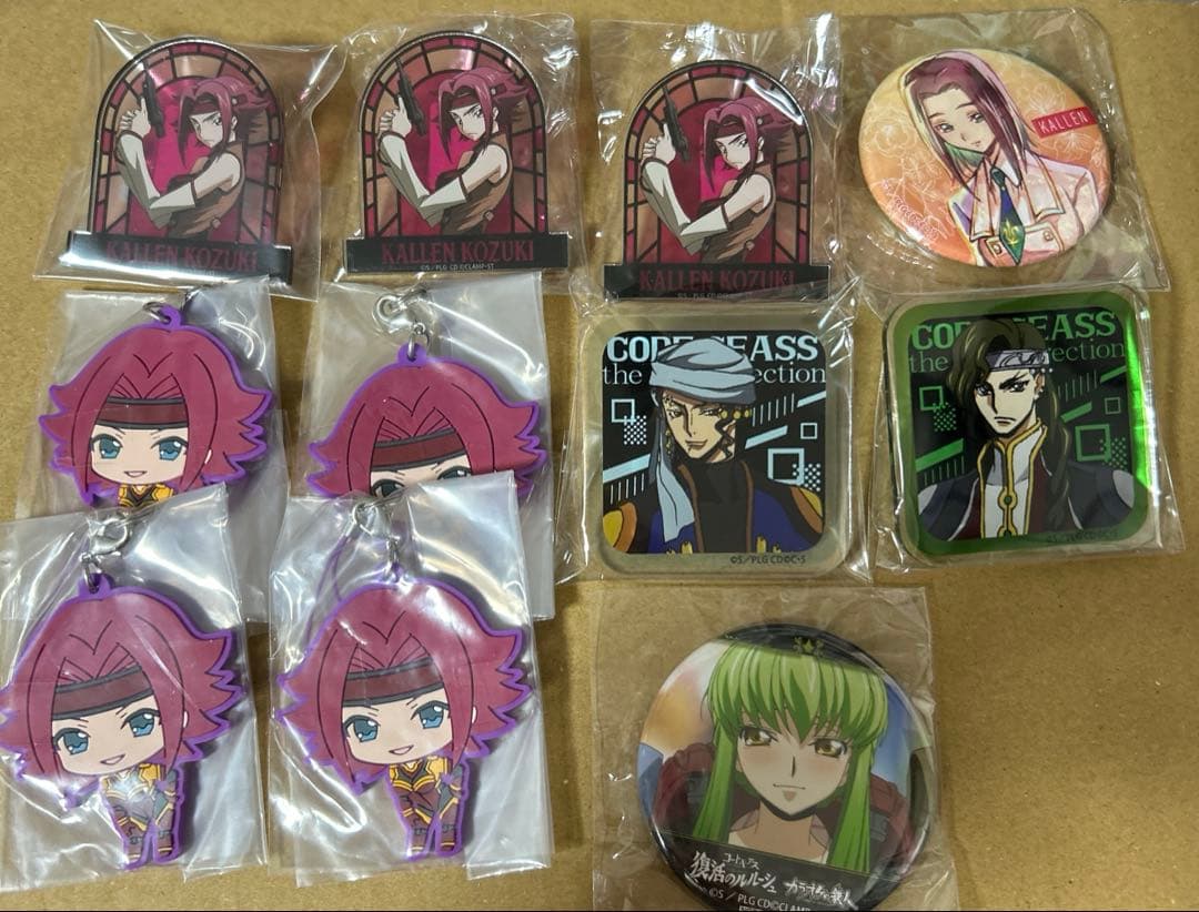 コードギアス 復活のルルーシュ カラオケの鉄人 カラ鉄 缶バッジ C.C.