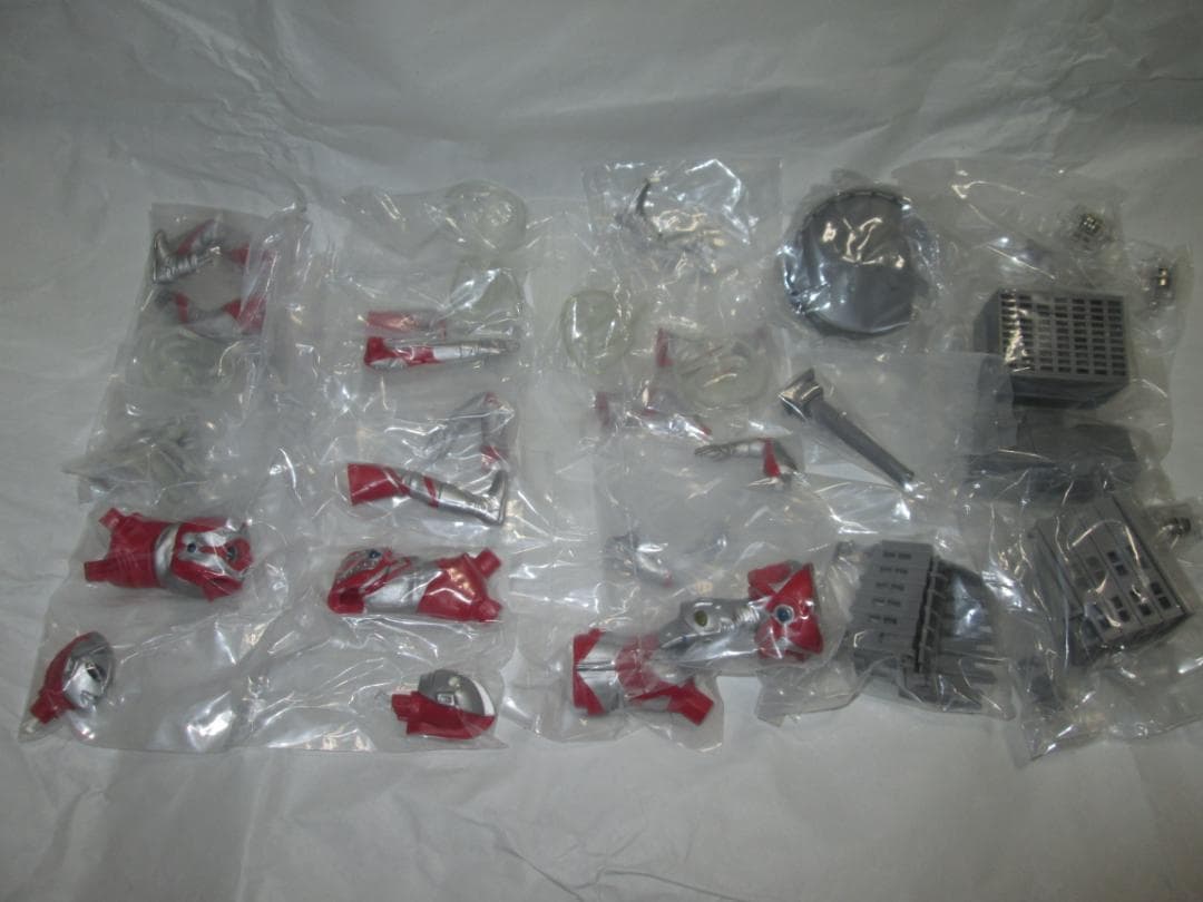 新品未開封　アルティメットルミナス　HGソリッド 円谷プロ壱　セット ガシャポンHGX円谷プロ ロゴプレート壱」全10種セットが新登場