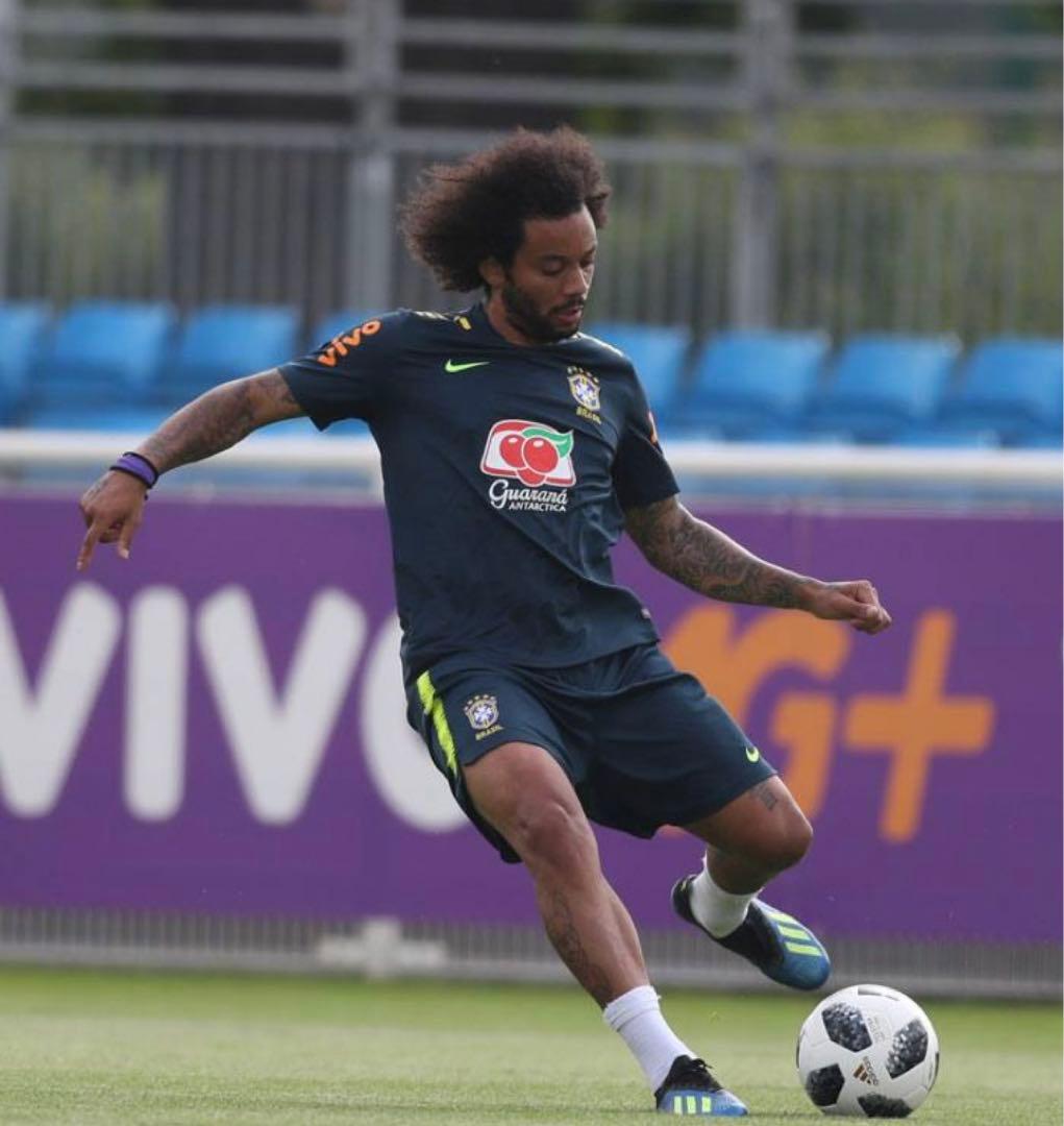 正規品 ブラジル代表 練習着 トレーニングウェア NIKE ナイキ M - メルカリ