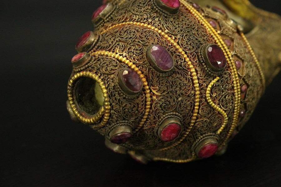 仏教美術 チベット 西蔵 蜜教 鍍金 宝石張 巻貝 法具全長18cm(A274