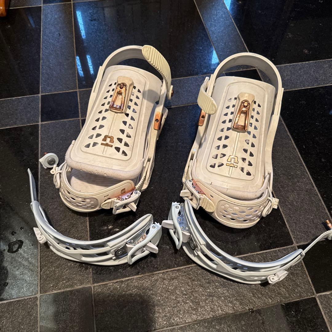 UNION TRILOGY White ビンディング - メルカリ