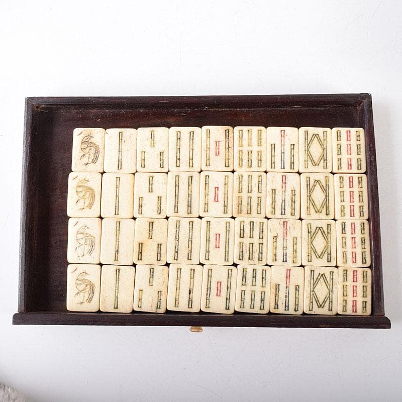 中国 竹嵌 骨牌 背竹牌 麻雀牌 唐木箱付 M 8054 - メルカリ