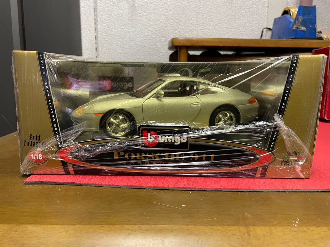 Burago ポルシェ911カレラ1997 - メルカリ