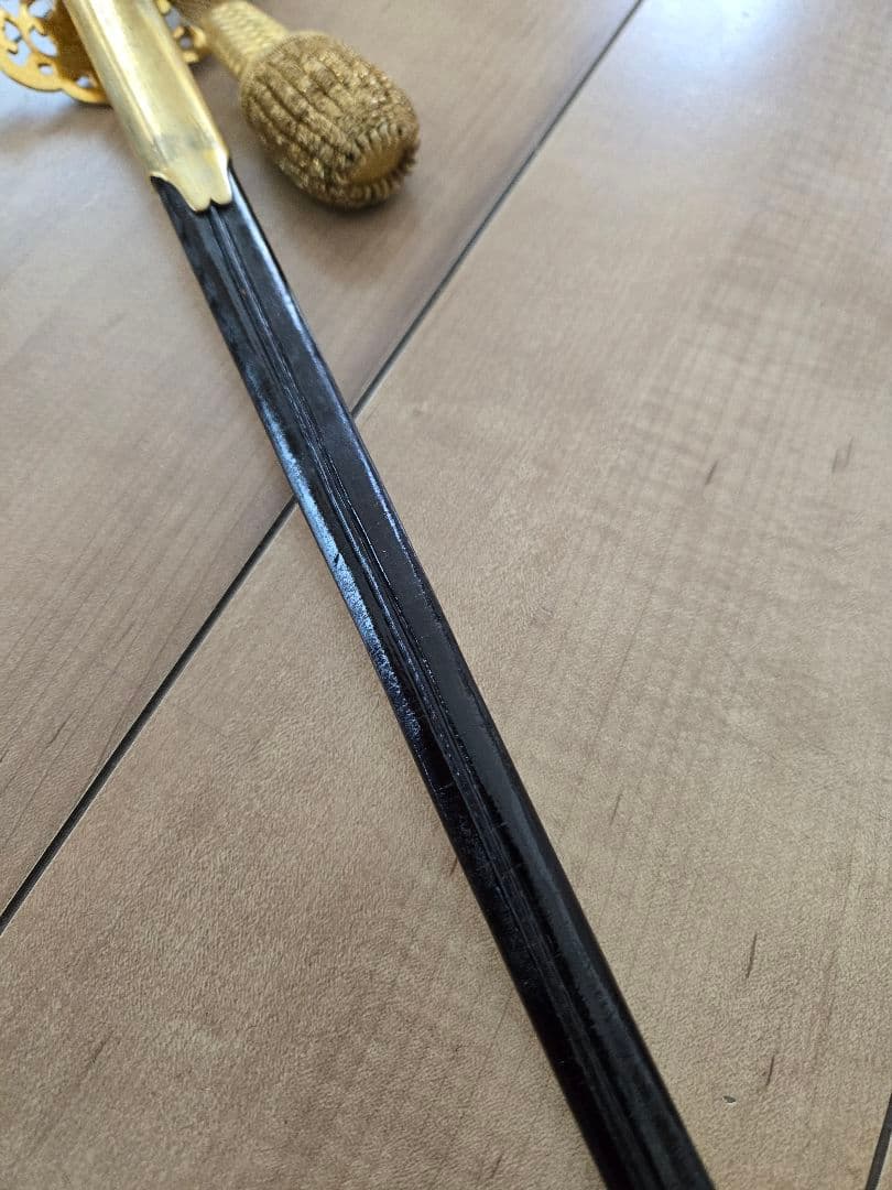 戦前 美品 菊ご紋入り儀礼長剣/刃無し模造刀身 刀緒付き - メルカリ