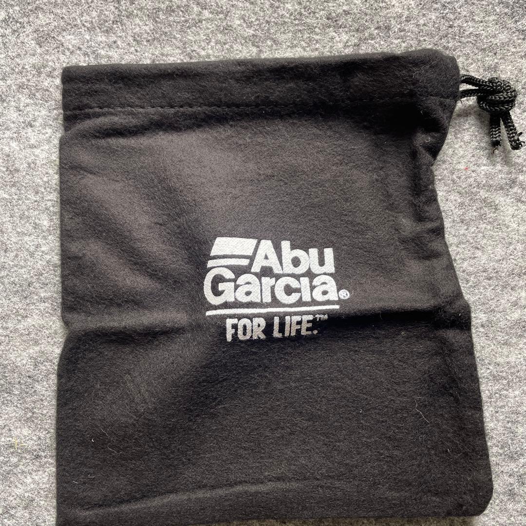 アブガルシアベイトリール/レボエリート7/ギア比7.1:1 《美品中古》