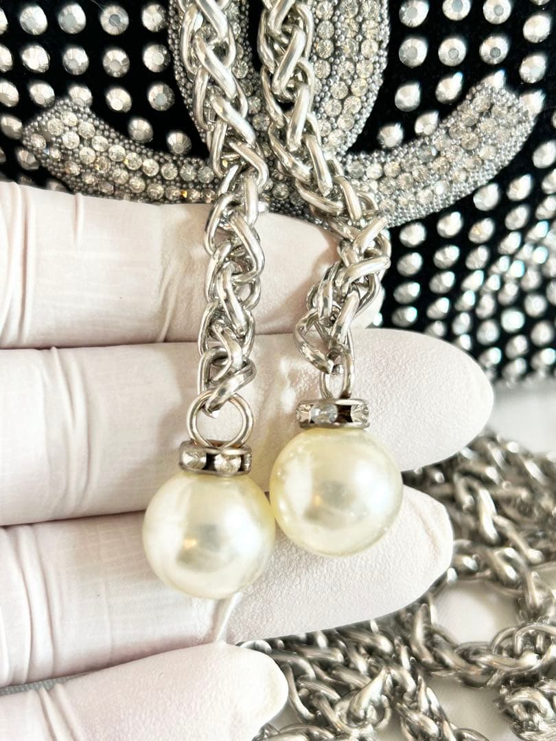 シャネル• ラインストーン CCロゴ 巾着型ショルダーバッグ