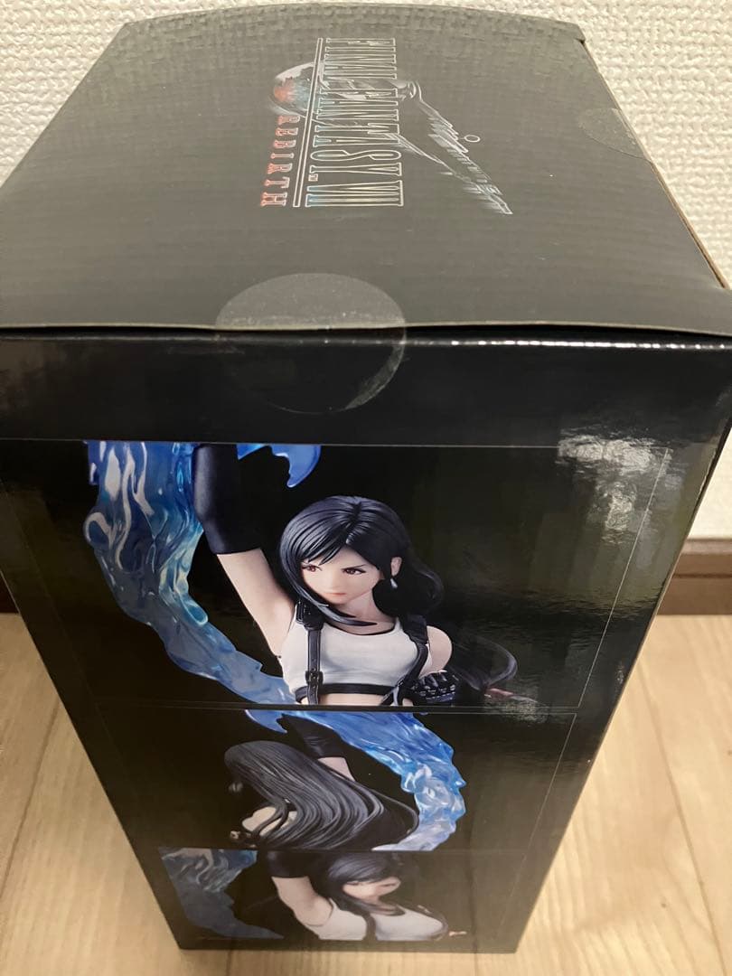 一番くじ　ファイナルファンタジー　A賞　ラストワン賞　クラウド　ティファ