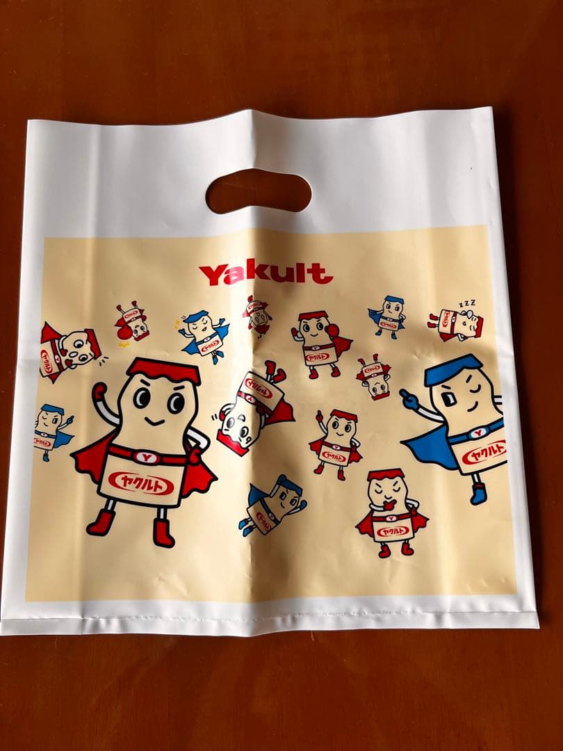 ヤクルトビニールバッグ（非売品）3枚 - メルカリ